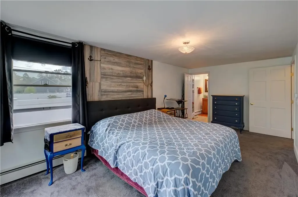 333 Greenwood Avenue Warwick RI 02886