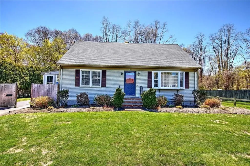 264 Waseca Avenue Barrington RI 02806