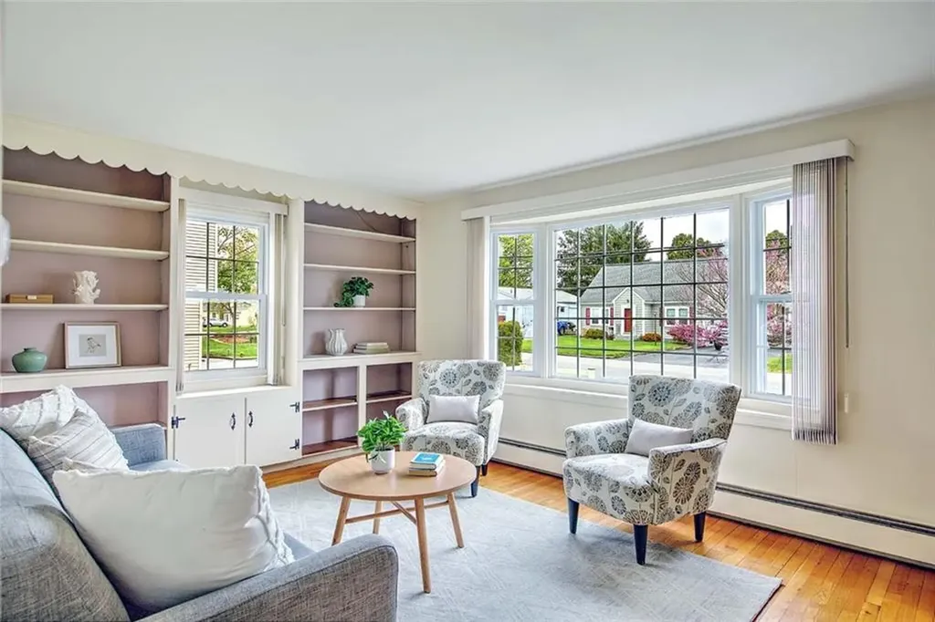 264 Waseca Avenue Barrington RI 02806