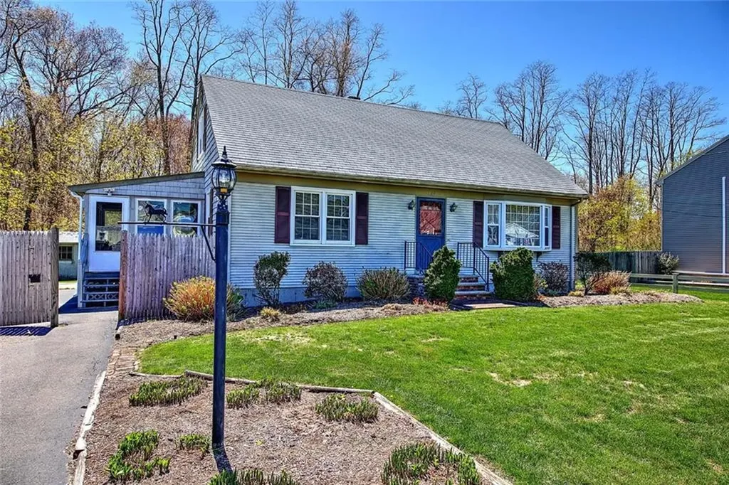 264 Waseca Avenue Barrington RI 02806