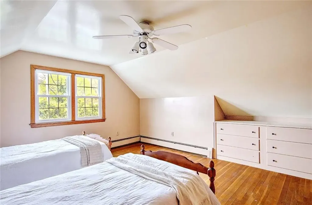 264 Waseca Avenue Barrington RI 02806
