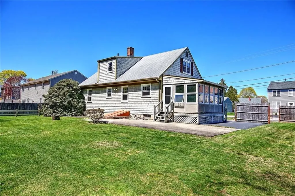 264 Waseca Avenue Barrington RI 02806
