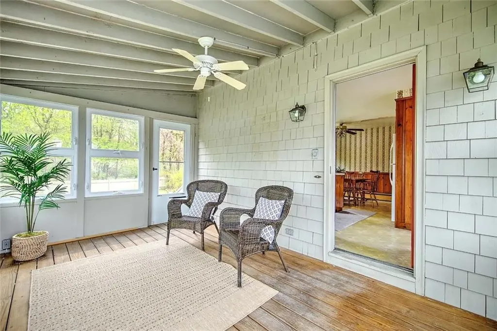 264 Waseca Avenue Barrington RI 02806