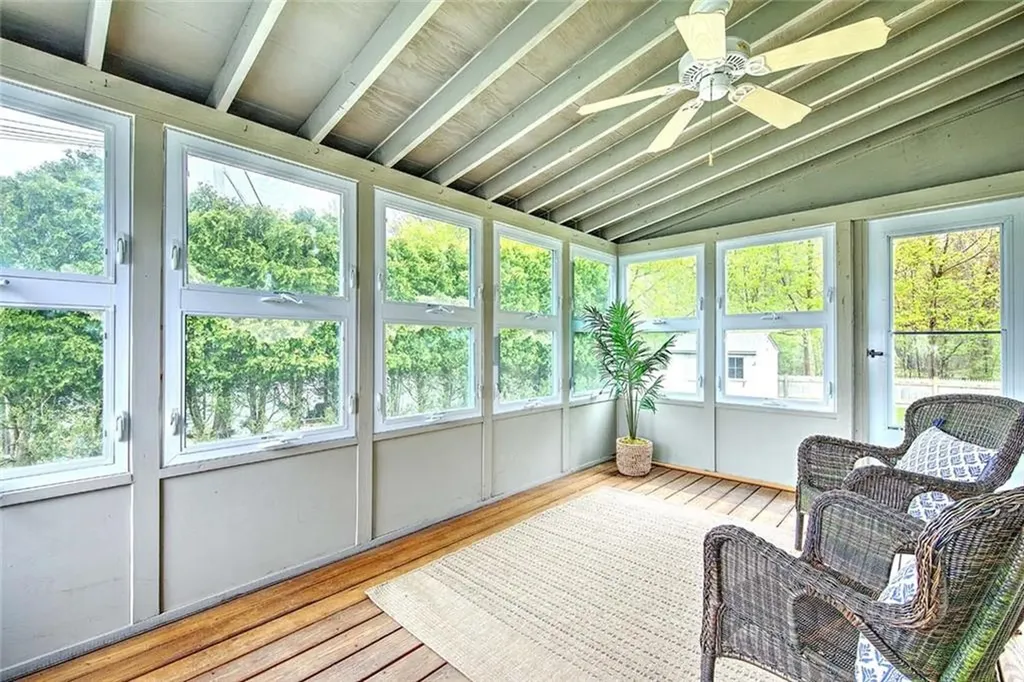 264 Waseca Avenue Barrington RI 02806