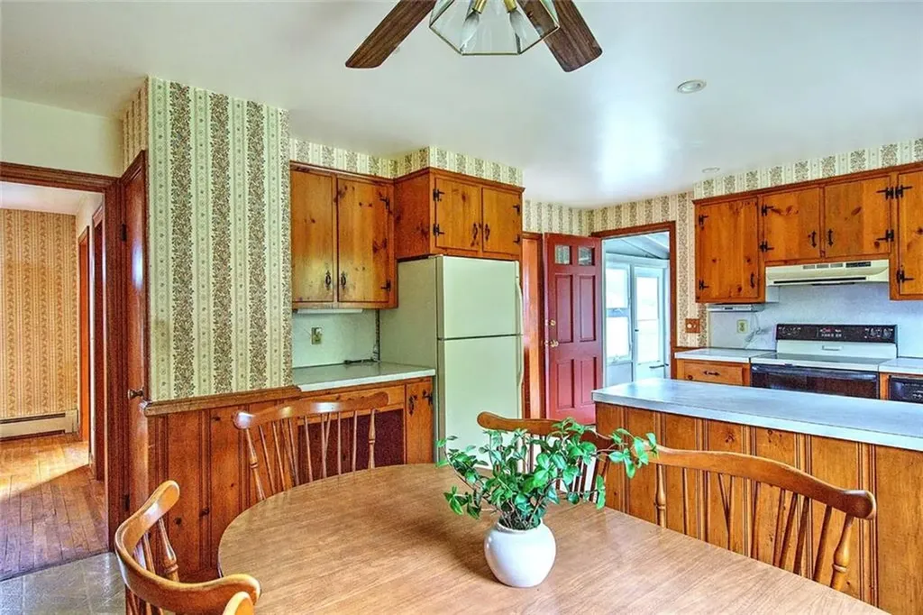 264 Waseca Avenue Barrington RI 02806
