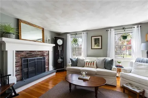 43 Academy Avenue Bristol RI 02809