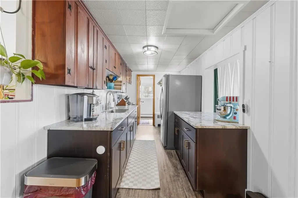 105 Forand Lane Lane Tiverton RI 02878