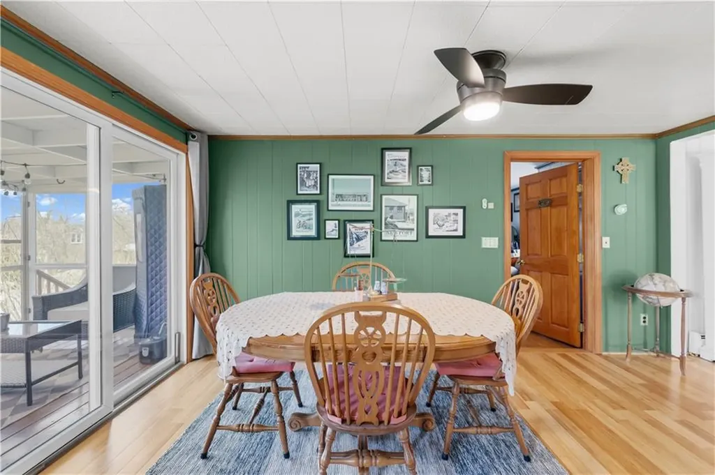 105 Forand Lane Lane Tiverton RI 02878