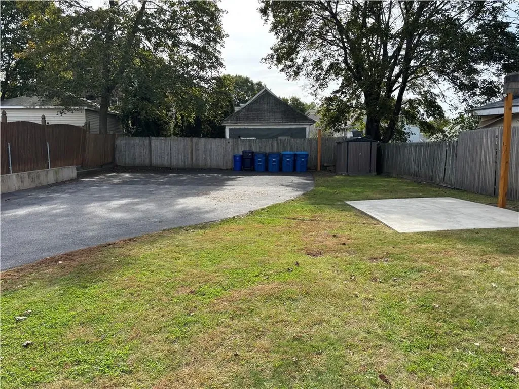 13 Ethel Street Blackstone MA 01504
