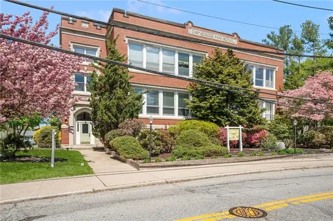 15 Curtis Street Cranston RI 02920