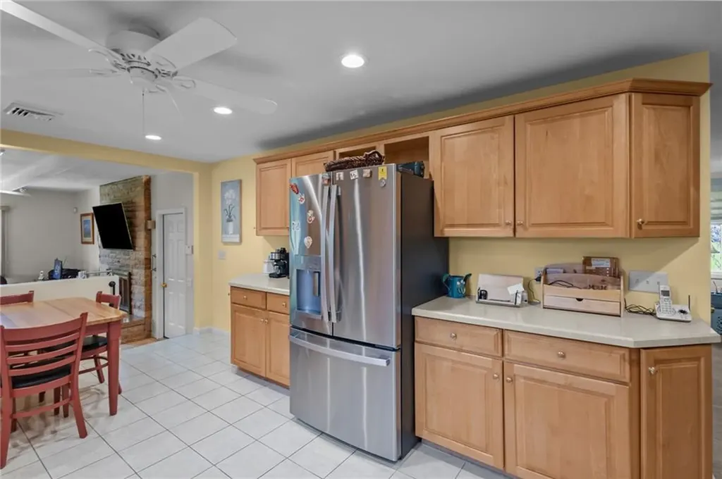 66 West River Parkway North Providence RI 02904