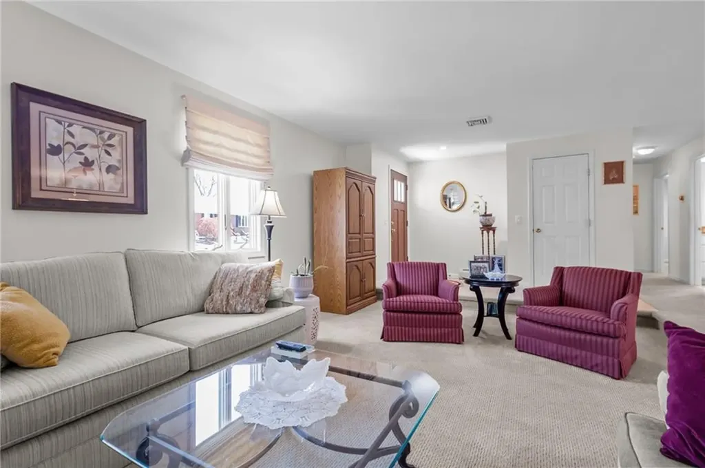 66 West River Parkway North Providence RI 02904