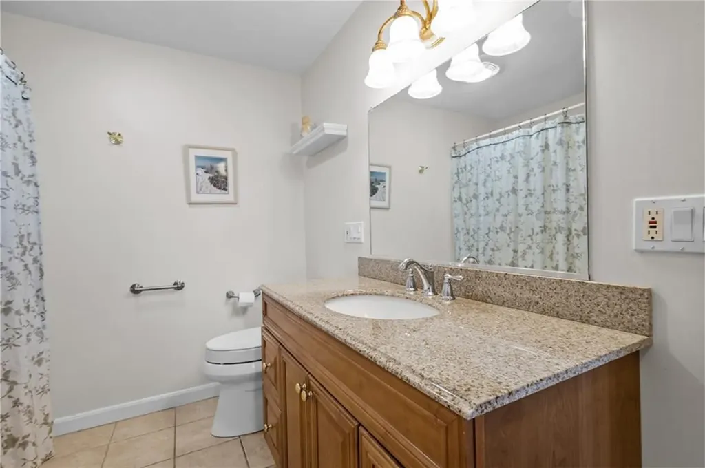 66 West River Parkway North Providence RI 02904