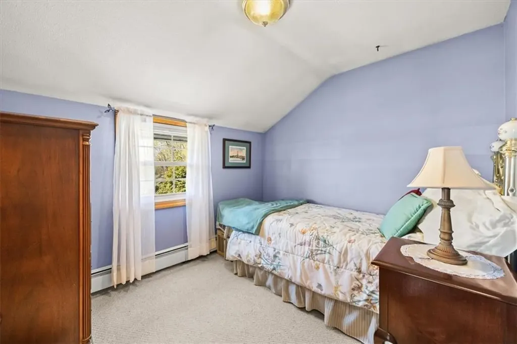 25 King Philip Avenue Barrington RI 02806
