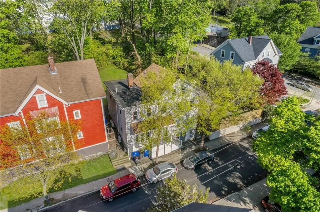 89 Knowles Street Providence RI 02906