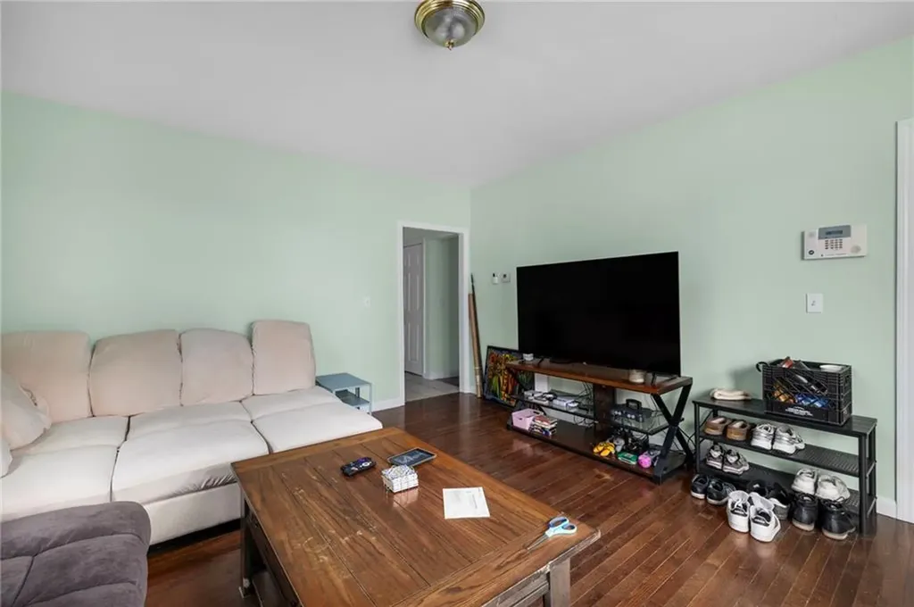 89 Knowles Street Providence RI 02906