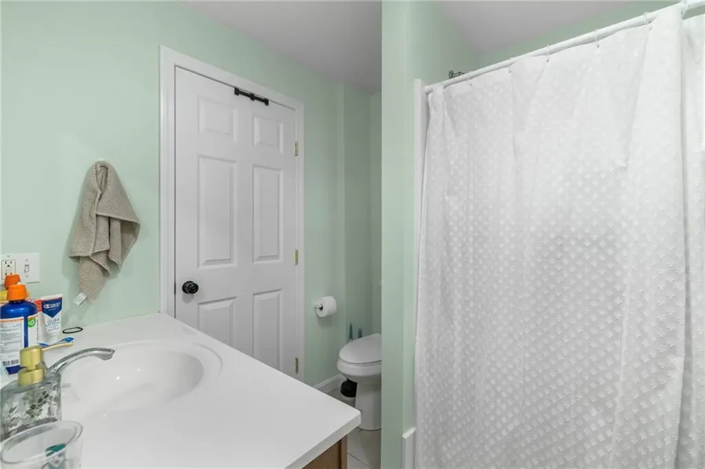 89 Knowles Street Providence RI 02906
