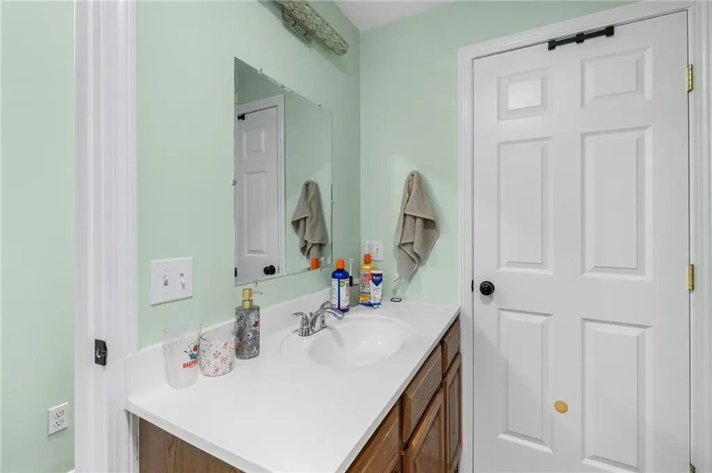 89 Knowles Street Providence RI 02906