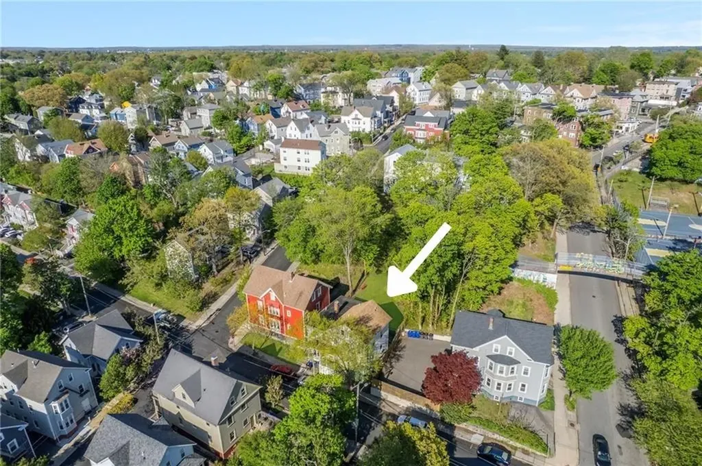 89 Knowles Street Providence RI 02906