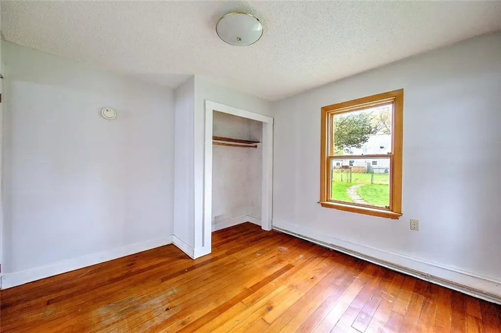 35 Hanson Road Barrington RI 02806