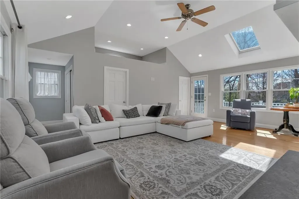 55 Lonesome Pine Road Cumberland RI 02864