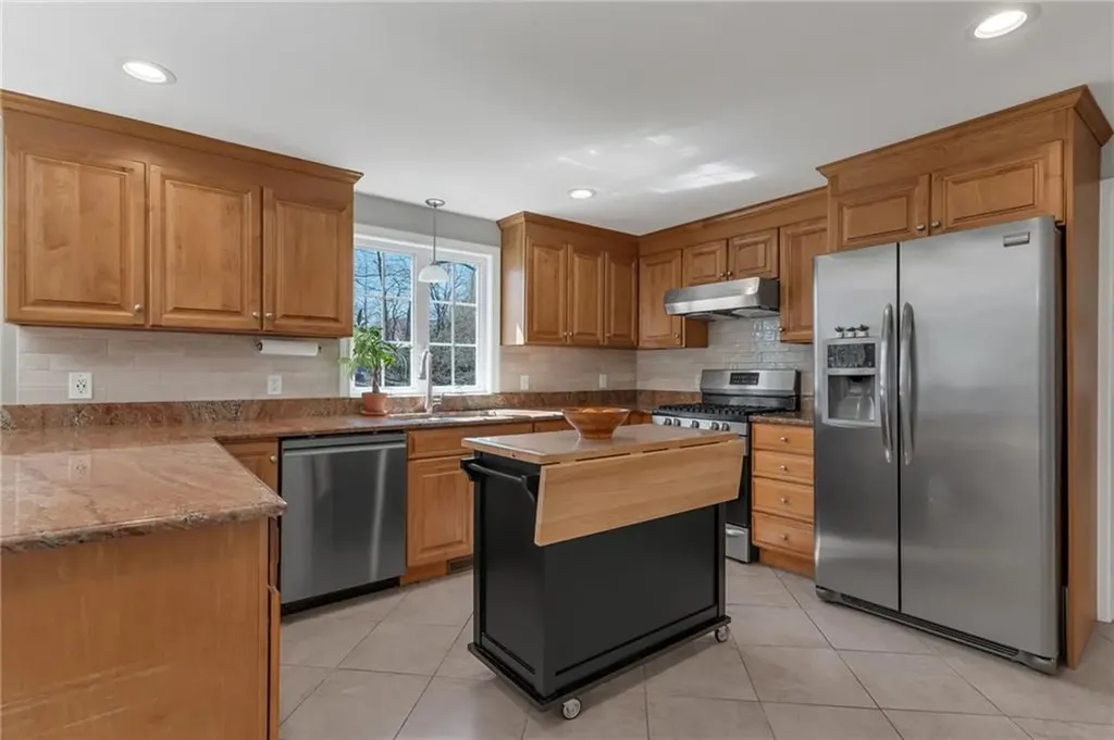 55 Lonesome Pine Road Cumberland RI 02864