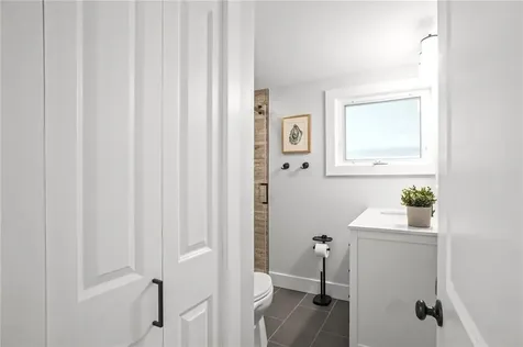 67 Montgomery Road Swansea MA 02777