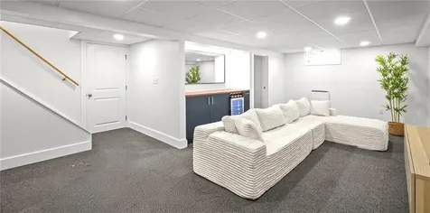 67 Montgomery Road Swansea MA 02777