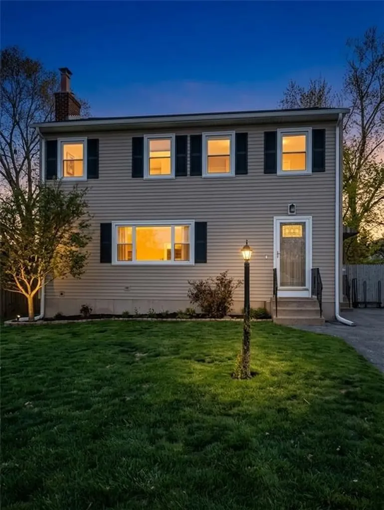 74 Williams Street Cumberland RI 02864