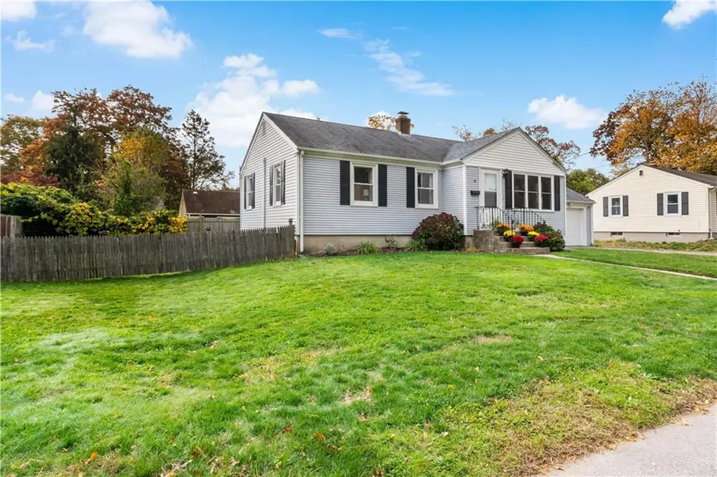 52 Merle Street Warwick RI 02889
