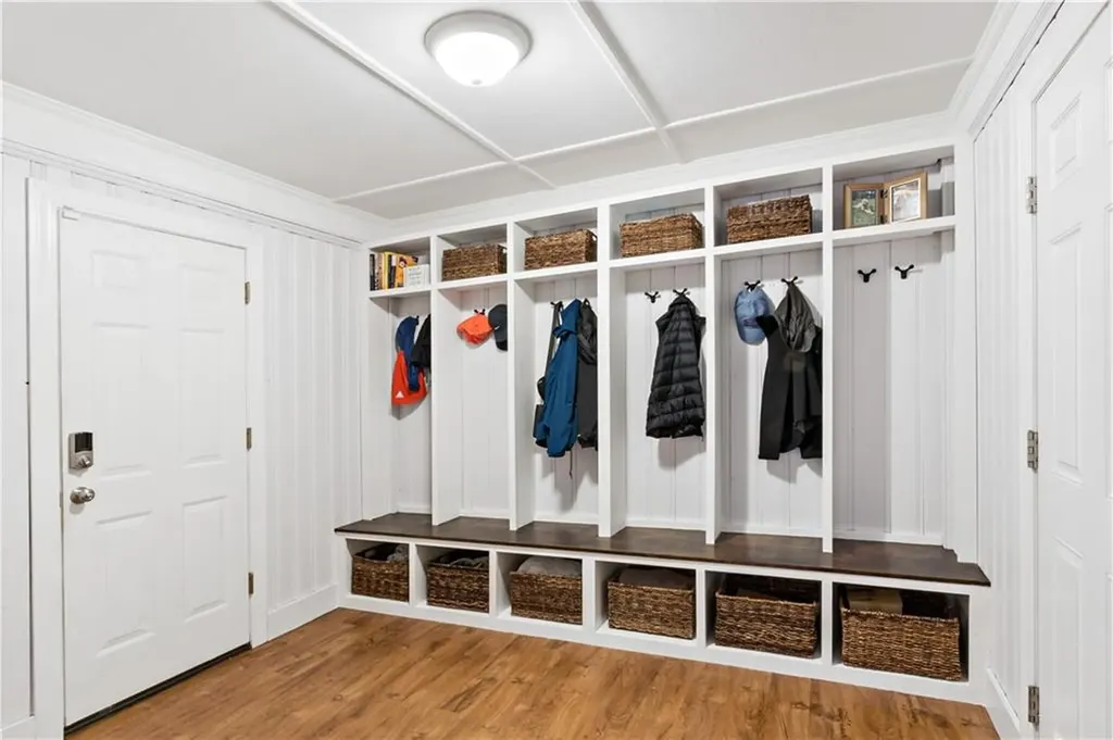52 Merle Street Warwick RI 02889