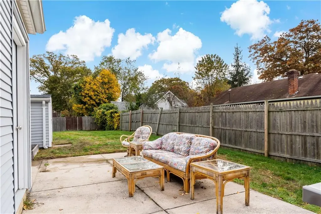 52 Merle Street Warwick RI 02889