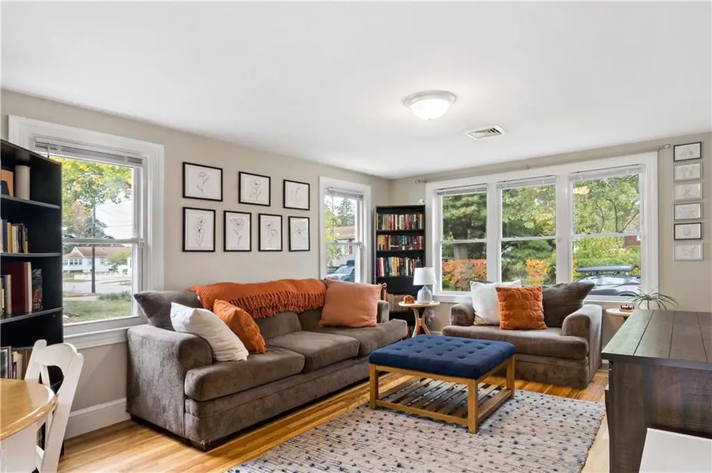 52 Merle Street Warwick RI 02889