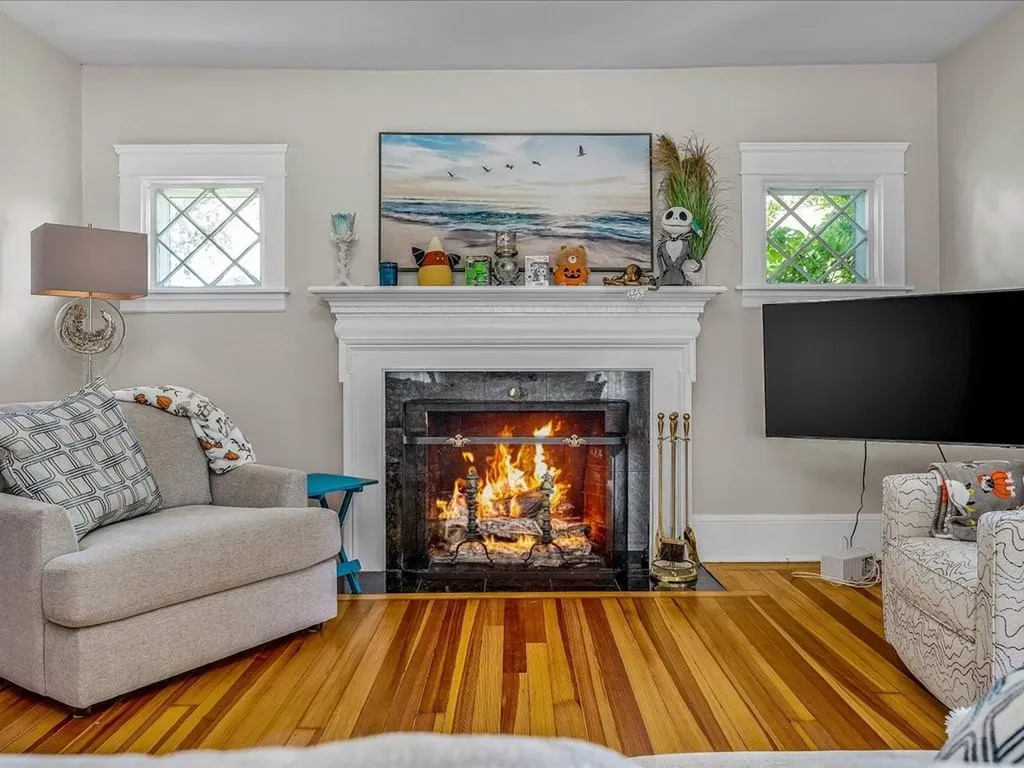 1102 Buttonwoods Avenue Warwick RI 02886