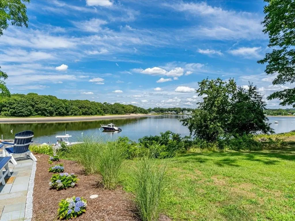 1102 Buttonwoods Avenue Warwick RI 02886