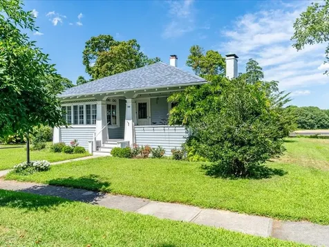 1102 Buttonwoods Avenue Warwick RI 02886