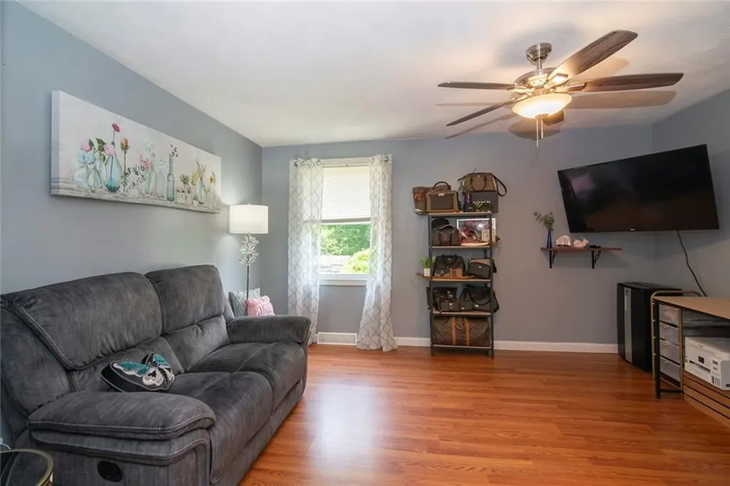 350 Narrow Lane Charlestown RI 02813