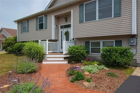 350 Narrow Lane Charlestown RI 02813