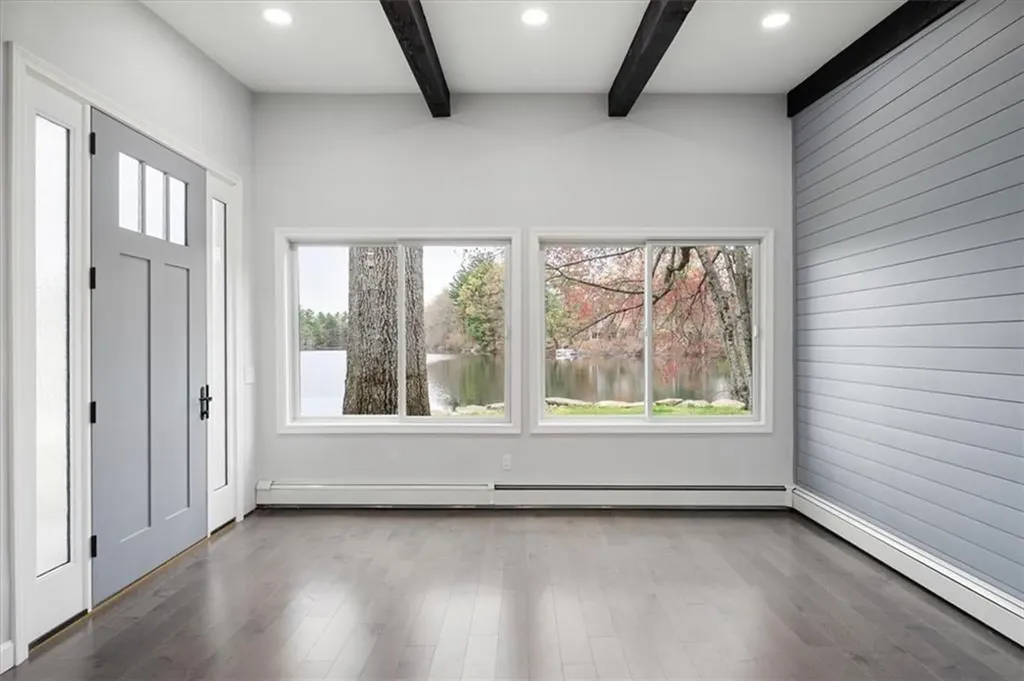 24 Breezy Knoll Road Smithfield RI 02828
