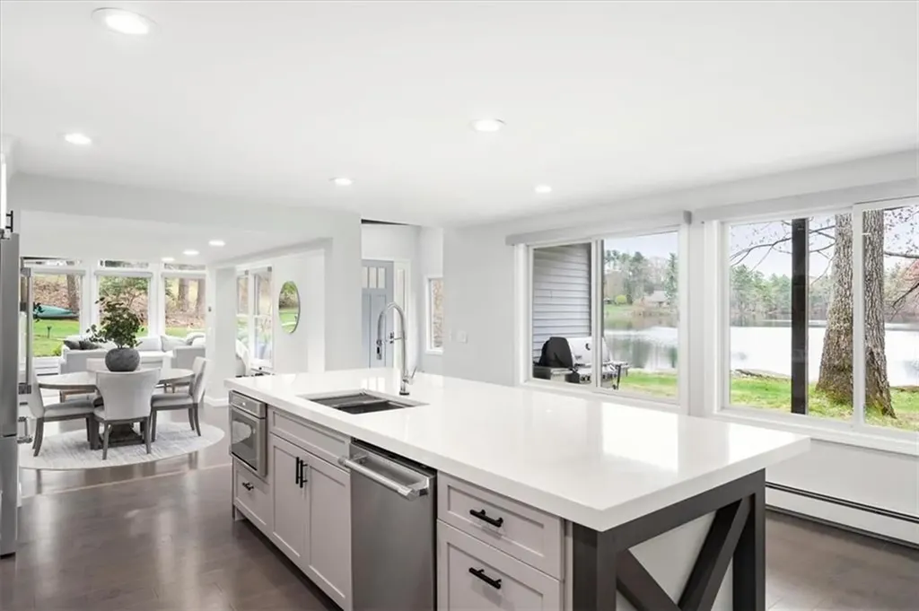 24 Breezy Knoll Road Smithfield RI 02828