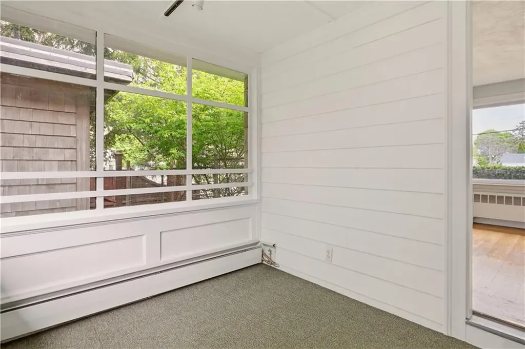121 Prospect Street Warwick RI 02886