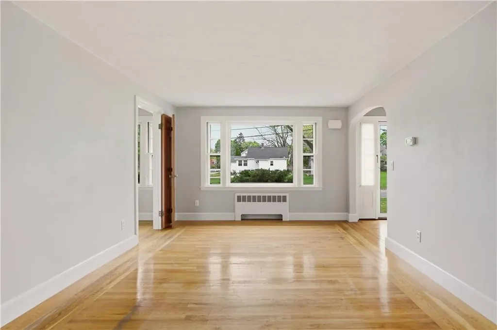 121 Prospect Street Warwick RI 02886