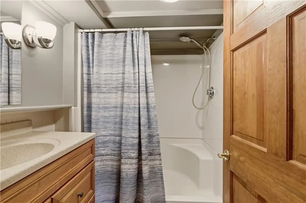 121 Prospect Street Warwick RI 02886