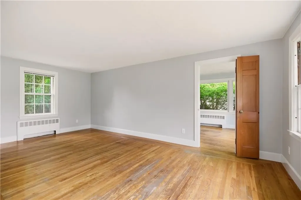 121 Prospect Street Warwick RI 02886