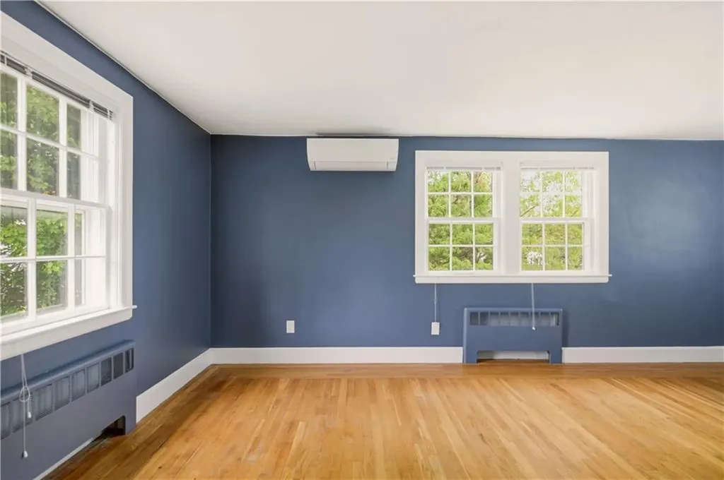 121 Prospect Street Warwick RI 02886