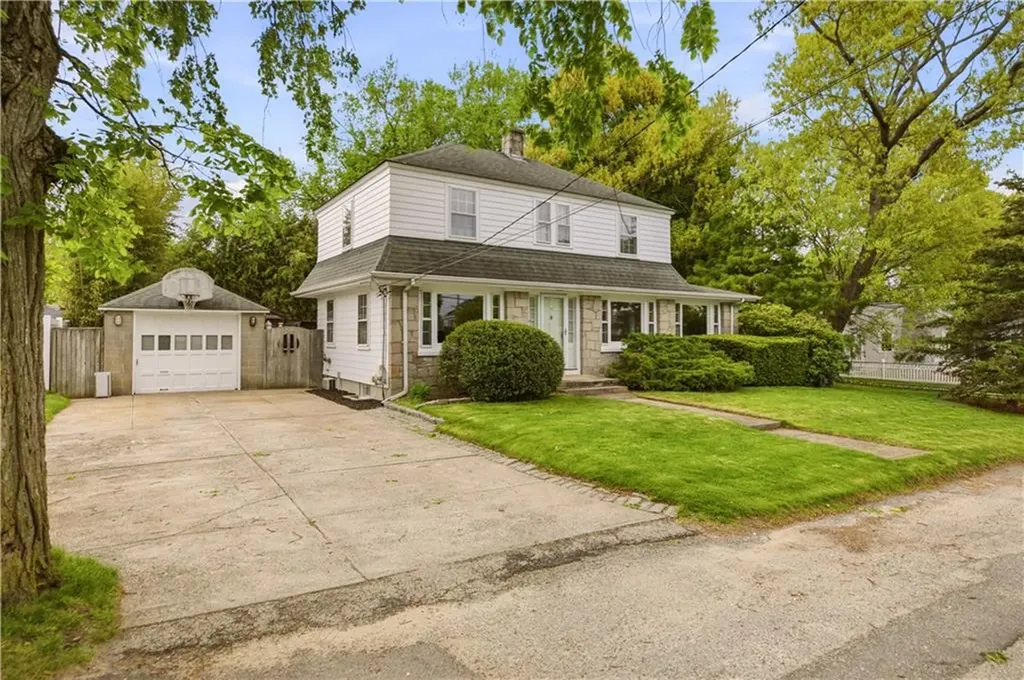 121 Prospect Street Warwick RI 02886