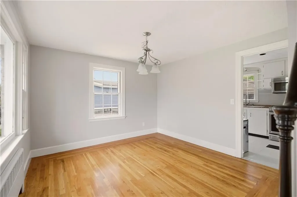 121 Prospect Street Warwick RI 02886