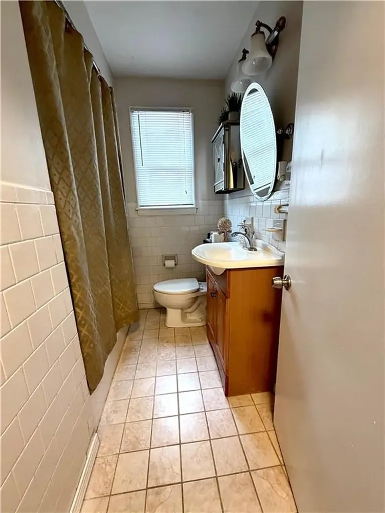 714 Willett Avenue East Providence RI 02915