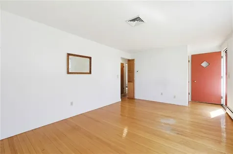 145 Glenwood Drive North Kingstown RI 02852