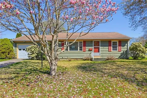 145 Glenwood Drive North Kingstown RI 02852